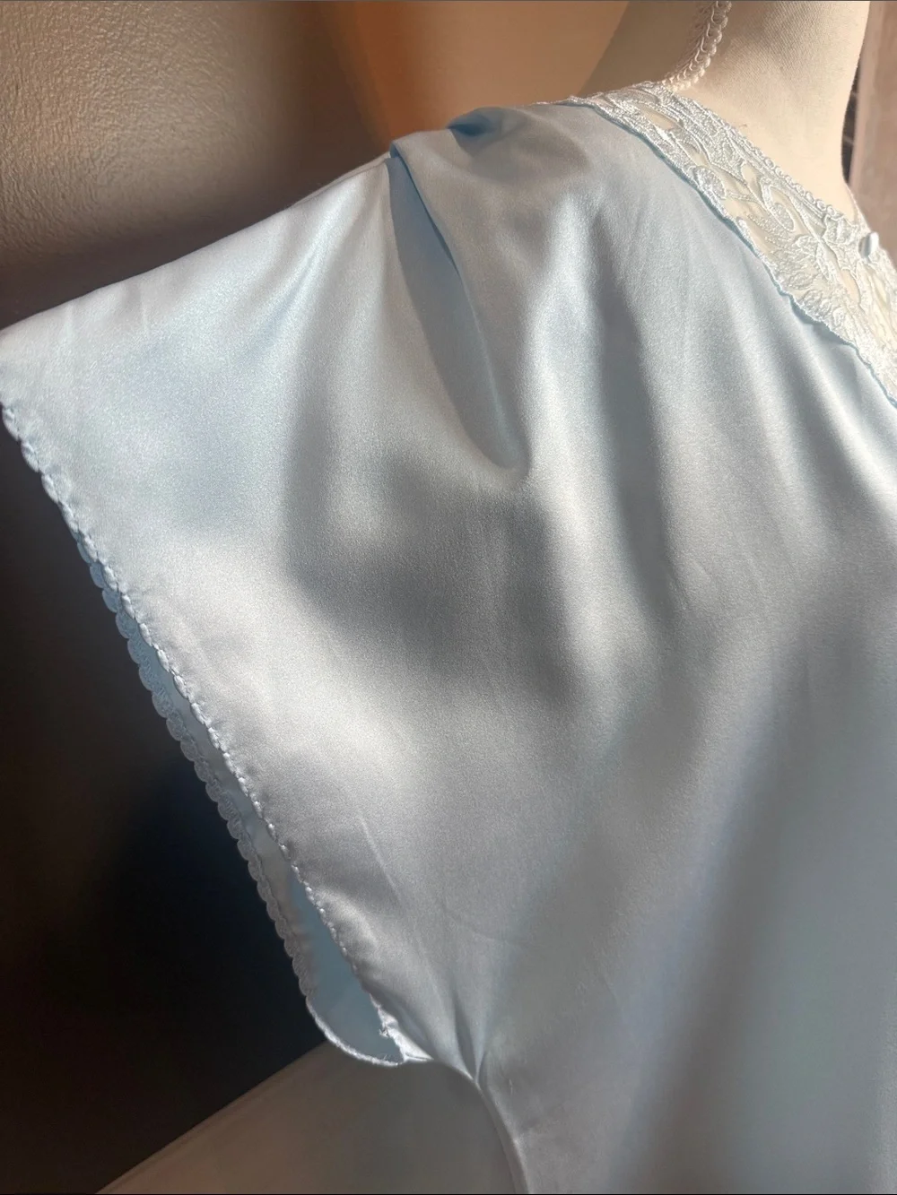 Vintage Jayre California Satin Nightgown Lace Blue L‎